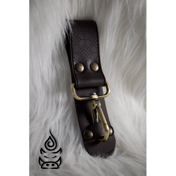 Porte-lanterne en cuir brun avec mousqueton en laiton